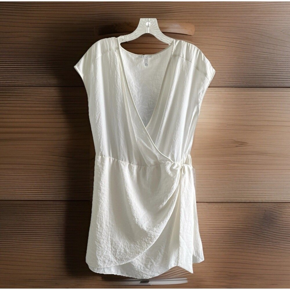 Leith White Wrap Romper Dress Medium Short Sleeve Resort Beach Cover Up Vacation